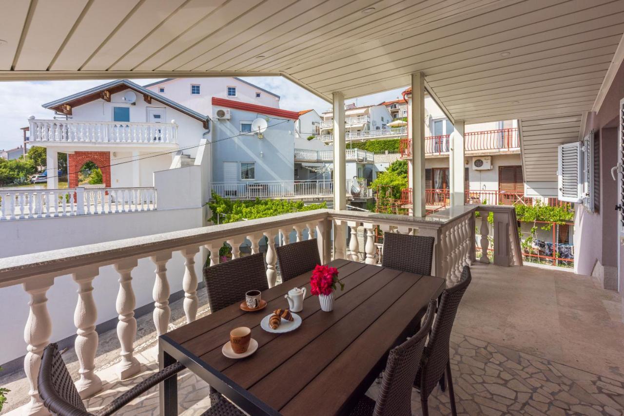 Apartments Mirela Цриквеница Экстерьер фото