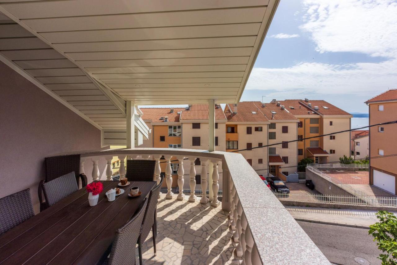 Apartments Mirela Цриквеница Экстерьер фото